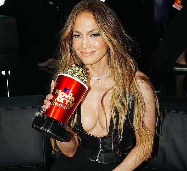 jlo popcorn award mtv