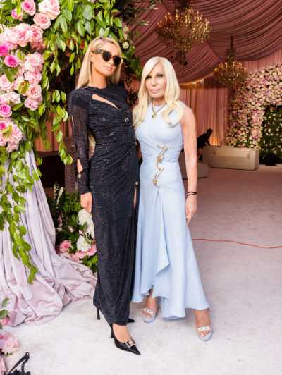 Paris Hilton y Donatella Versace en la boda de Britney