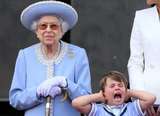 Príncipe Louis se robó el show durante celebración del Jubileo de la Reina