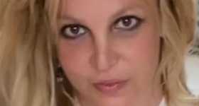 Britney se queda sin gasolina y llaman a la policía