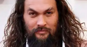 Jason Momoa involucrado en accidente con moto