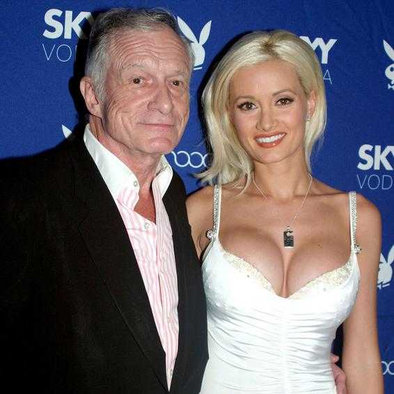 Holly Madison feliz que no tuvo hijos con Hefner