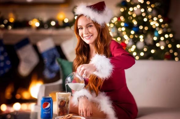 lindsay lohan publicidad de pepsi con leche pilk