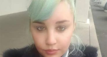 Amanda Bynes permanece internada