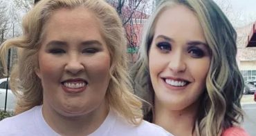 Mama June ayuda a su hija Chickadee