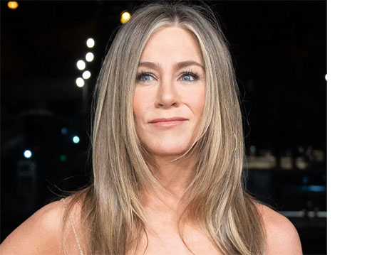 jennifer aniston looks great for her age