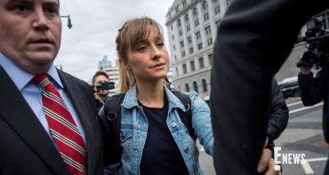 Allison Mack sale de prisión por buena conducta