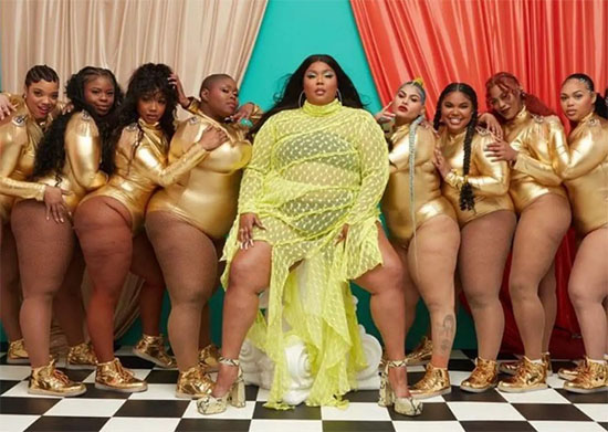 lizzo demandada por sus bailarinas por