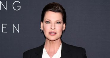 Linda Evangelista no se culpa por procedimiento que la dejó brutalmente desfigurada