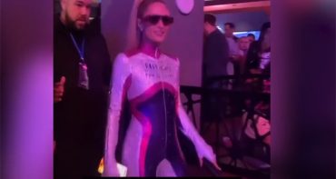 Paris Hilton sorprendida al descubrir que nadie fue a su fiesta