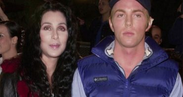 Cher pide tutela para controlar las finanzas de su hijo Elijah Blue