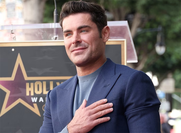 Zac Efron recibió su estrella en el Paseo de la Fama en Hollywood