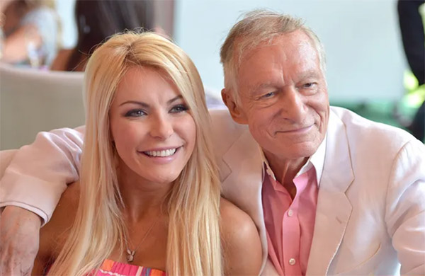 La viuda de Hefner Crystal Harrys dice que tenía el cerebro lavado