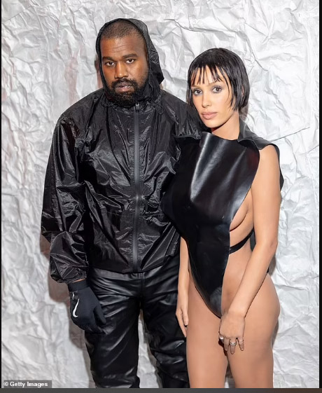 kanye west bianca censori look