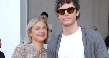 Evan Peters y su novia Natalie Engel debutan en la Milan Fashion Week
