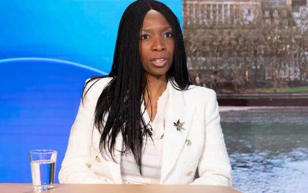 Dra. Sophie Chandauka - Presidenta de la caridad Sentebale, acusa al Principe Harry de acoso e intimidación.