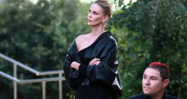 Charlize Theron criticó la boda de Jeff Bezos y Lauren Sánchez
