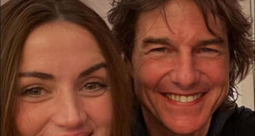 Katie Holmes da like a post que confirma el romance de Tom Cruise y Ana De Armas