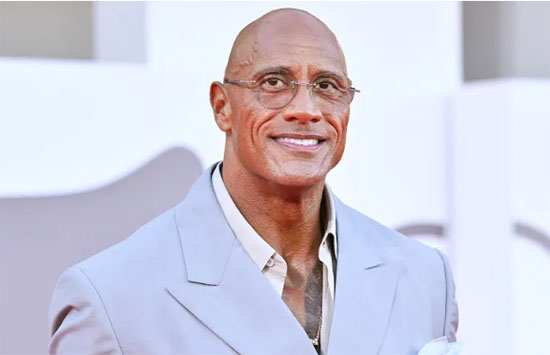 Dwayne Johnson La Roca dice que está adelgazando para un papel