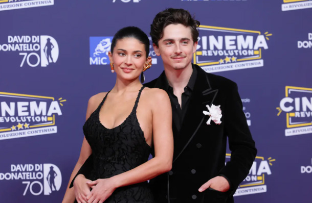 Kylie Jenner y Timothee Chalamet viven juntos y casi casados