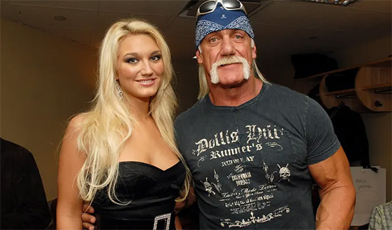 Brooke Hogan llamó a la policía por la autopsia de su padre Hulk Hogan