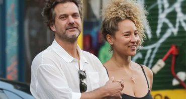 Joshua Jackson saliendo con Olivia Burges