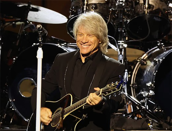 Jon Bon Jovi interrumpió su concierto en NYC y le llovieron las críticas Jon Bon Jovi interrumpió su concierto en NYC y le llovieron las críticas