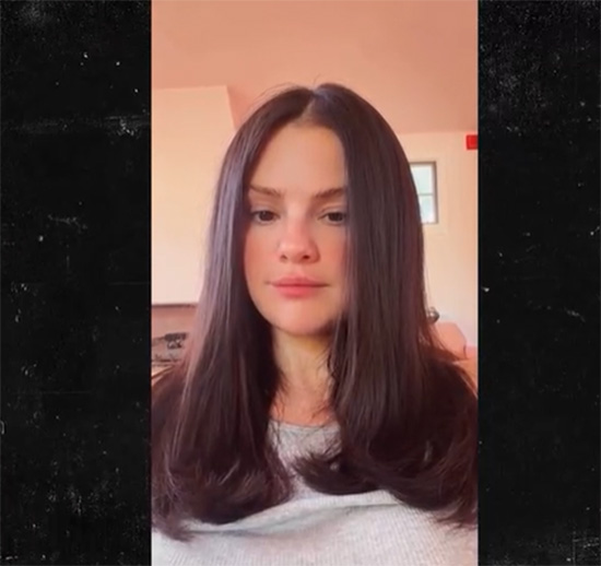 Selena Gomez admite que la nicotina cambió su voz Selena Gomez admite que la nicotina cambió su voz